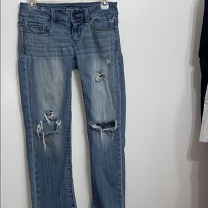 American Eagle artist capri